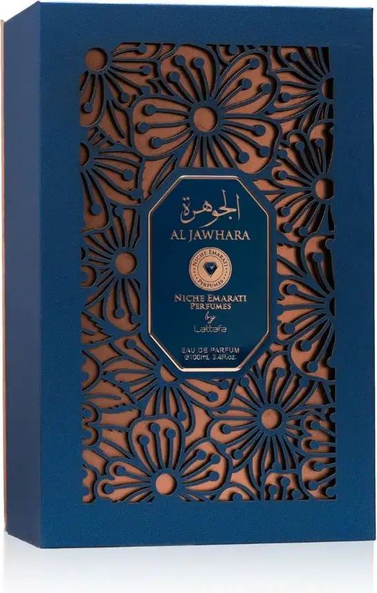 Caixa azul escura com detalhes em relevo dourados, contendo frasco de perfume da marca Lattafa Perfumes, chamado "Al Jawhara". Embalagem com design elegante e sofisticado.