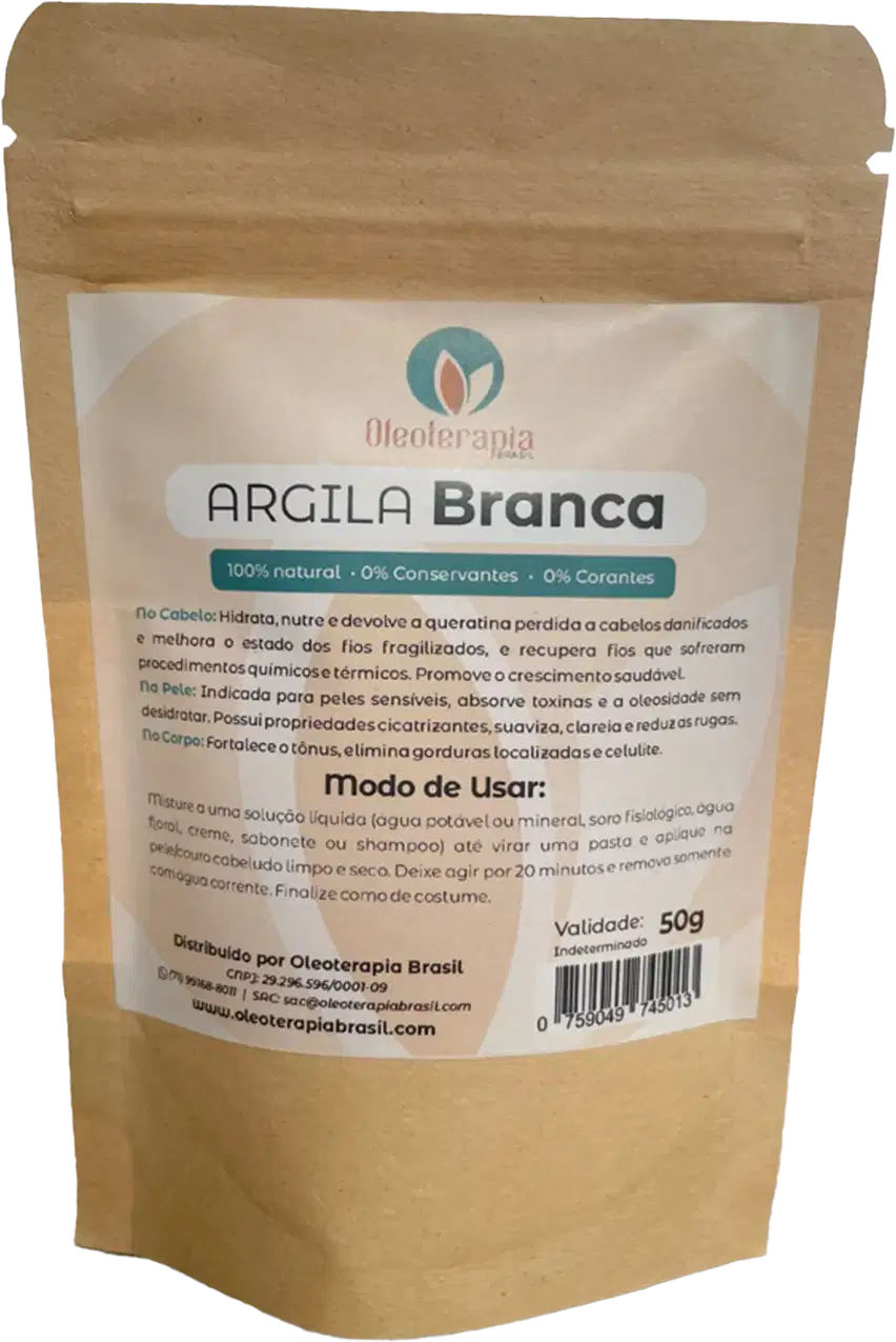 A imagem mostra uma embalagem de papel kraft da Argila Branca. O rótulo apresenta algumas informações como benefícios, modo de uso e sinaliza que o pacote tem 50g