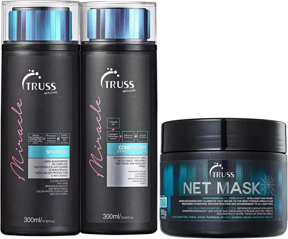 Conjunto de produtos de cuidados capilares da marca Truss, incluindo shampoo, condicionador e máscara capilar em embalagens pretas e azuis com detalhes em rosa. Os produtos prometem restaurar a elasticidade e resistência dos cabelos.