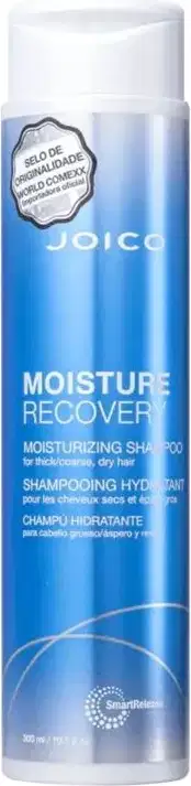 A imagem mostra o shampoo em embalagem plástica cilíndrica azul e branca.