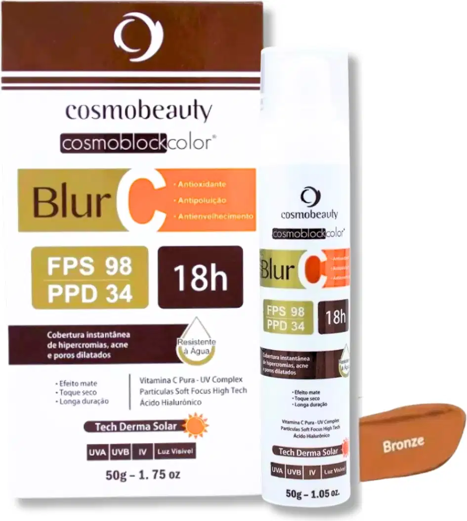 O produto apresentado é um protetor solar da marca Cosmobeauty, chamado Cosmoblock color. A embalagem contém informações sobre o produto, como FPS 98, PPD 34 e duração de 18 horas.