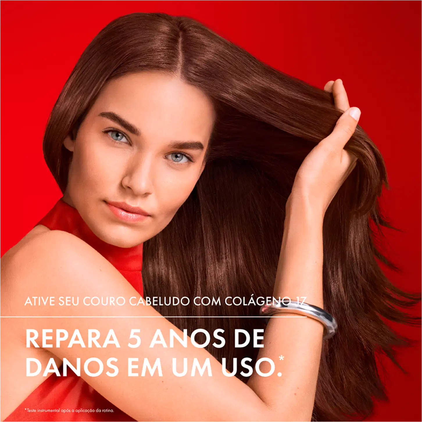 Frasco de tratamento capilar Dercos Collagen Repair 17 da Vichy, com embalagem vermelha e prata, contendo 150g do produto. O rótulo destaca os peptídeos pró-colágeno e o tratamento de ultra reparação para todos os tipos de cabelos danificados.