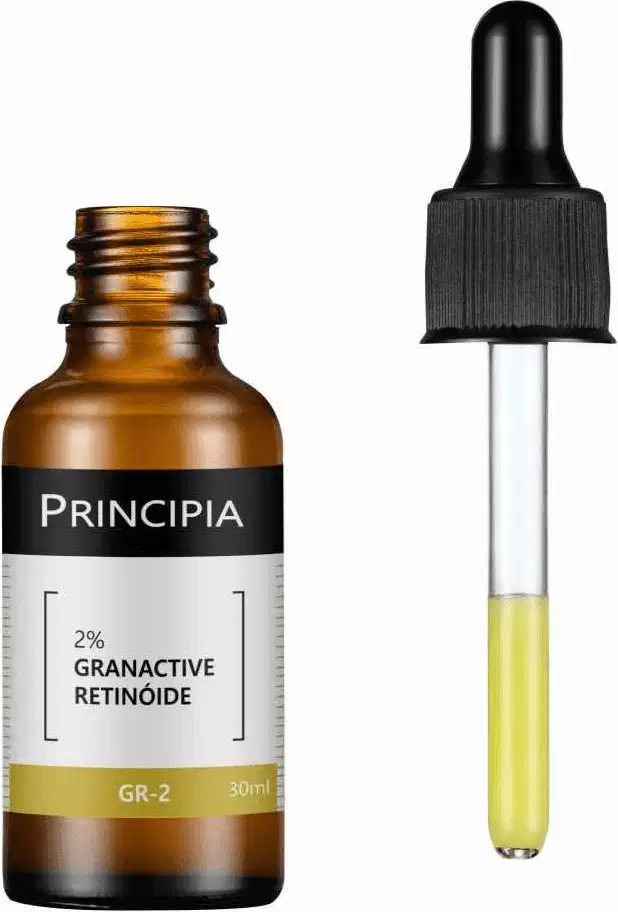Emulsão facial Principia GR-2. Com 30ml, é indicado para linhas finas e de expressão, perda de viço e firmeza, olheiras e bolsas. O sérum conta com uma cânula, ideal para dosar o produto e depositá-lo na pele.