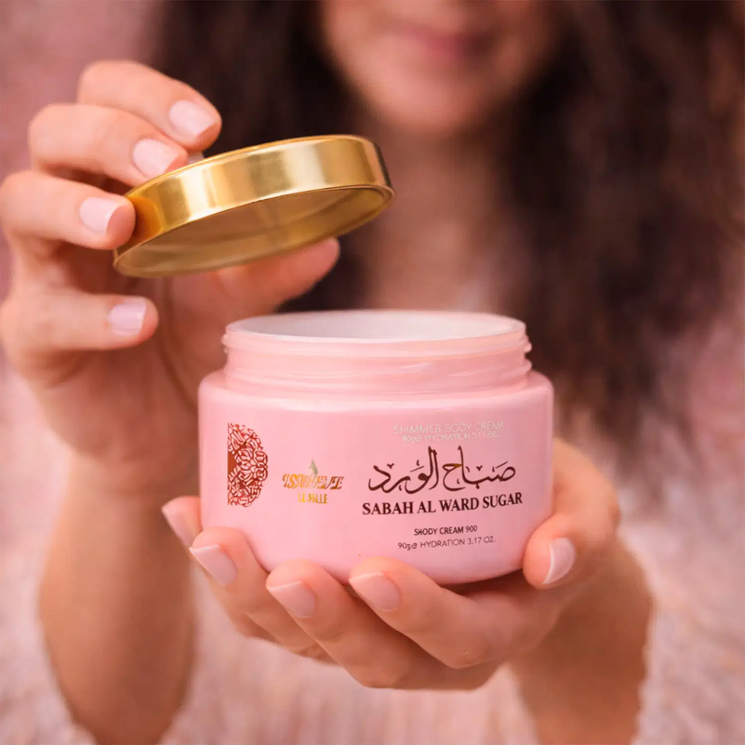 Creme Hidratante Corporal Isabelle La Belle Shimmer Sabah Al Ward Sugar, 90g.