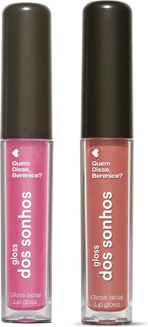 Dois frascos de gloss labial da marca Gloss dos Sonhos Quem Disse, Berenice? em tons de rosa e nude, embalagens transparentes  mostrando a cor do item, tampas pretas e rótulos exibindo o nome da marca. Cada um deles conta com 4ml do produto.