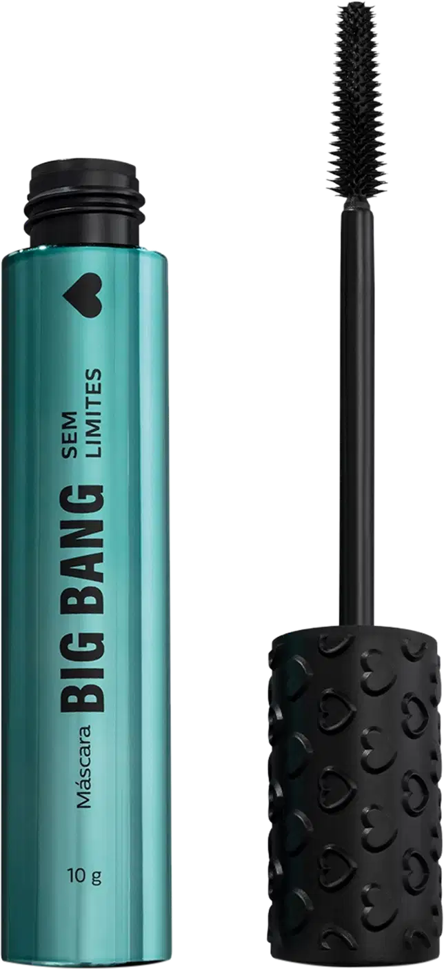 Frasco azul de máscara de cílios Big Bang aberto em formato cilíndrico e pequeno, com uma tampa preta. O aplicador está visível ao lado da embalagem e conta com um pincel de cerdas pretas e curtas para aplicação do produto nos cílios.
