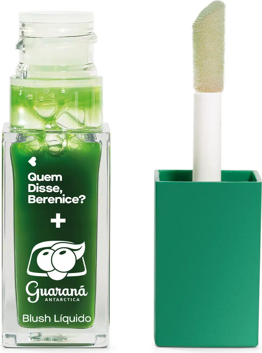 Frasco de blush líquido da marca Guaraná Antarctica, com embalagem verde e branca, contendo texto em inglês "Quem disse, Berenice?" e o logotipo da marca.
