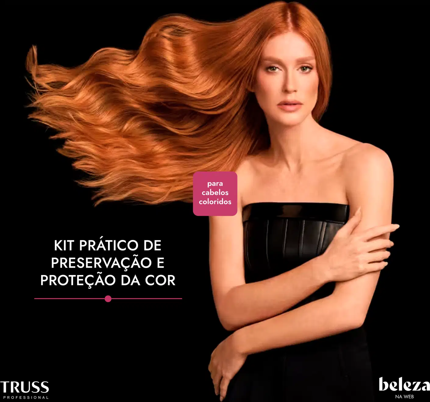 Uma mulher com cabelos ruivos longos e ondulados, vestida em um vestido preto, em um fundo preto. O texto visível diz "Kit prático de preservação e proteção da cor" e "para cabelos coloridos".