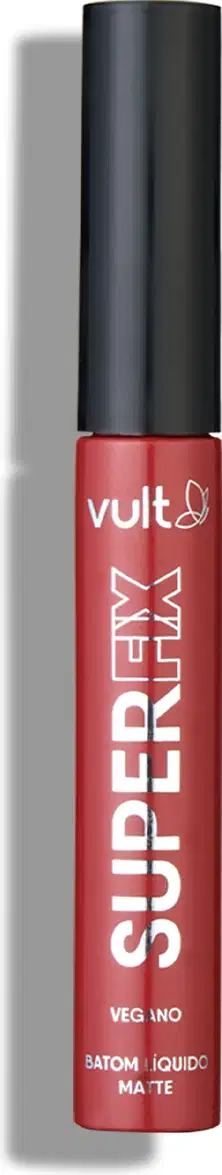 O produto apresentado é um batom líquido matte da marca Vult, na cor vermelha. A tampa é um tubo preto e a embalagem é transparente, mostrando a cor do produto vermelho por baixo.