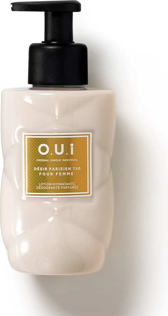 Frasco de loção hidratante desodorante perfumada da marca O.U.i, com rótulo amarelo e branco, apresentando informações sobre o produto.
