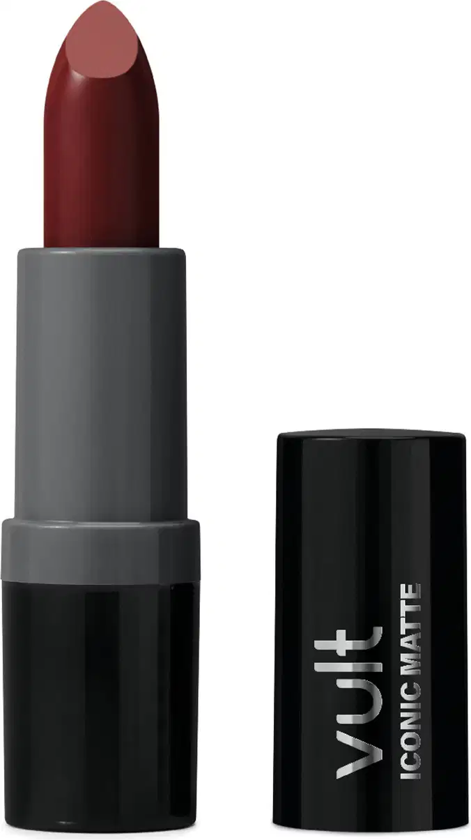 Batom bala vinho matte da marca Vult, com embalagem preta e rótulo com o nome da marca em prata, escrito "Vult Iconic Matte".
