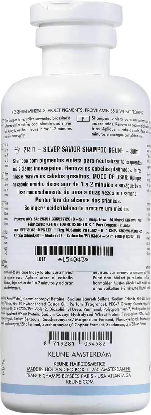 Frasco branco de 300 ml do shampoo Silver Savior da linha Care da Keune, que promete refrescar e tonalizar cabelos loiros e grisalhos.
