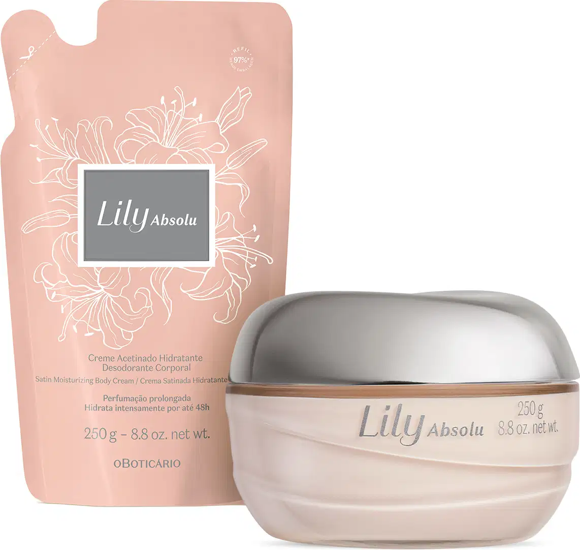 Frasco de vidro com creme branco e tampa e letras prateadas contendo 250g de creme acetinado hidratante corporal da marca Lily Absolu, ao lado de um refil em sachê rosa com rótulo cinza, letras e detalhes brancos do mesmo produto e marca.
