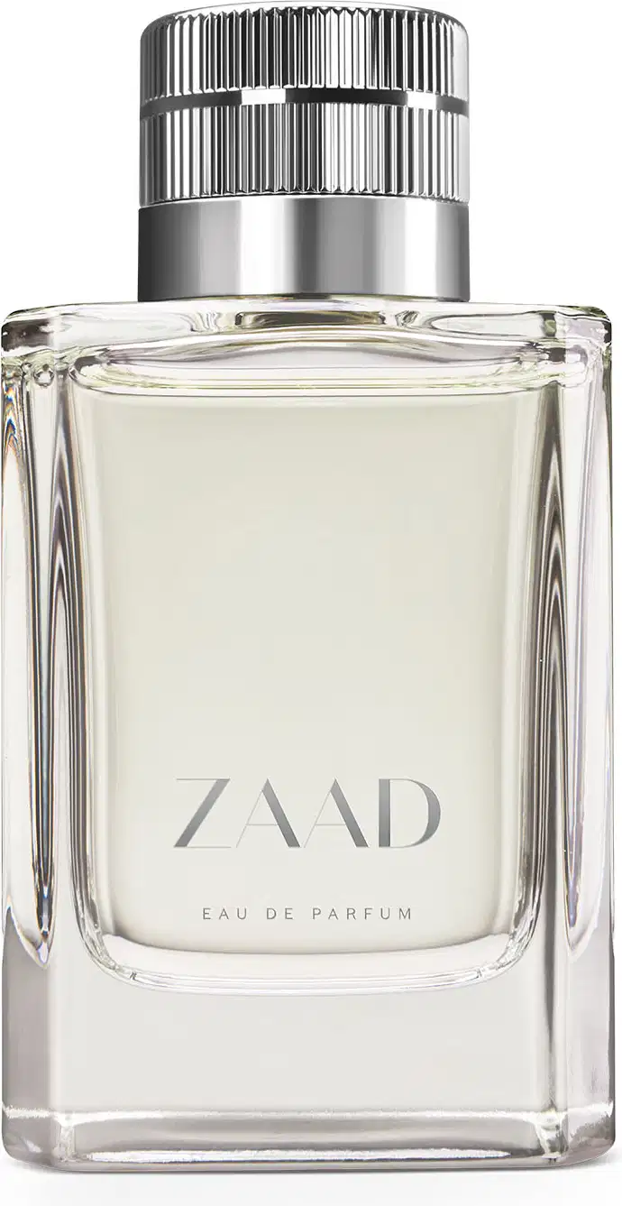 Vidro transparente com líquido cinza, tampa prateada e letras cinzas contendo 95ml de Eau de Parfum Zaad. O frasco possui um design moderno e minimalista.