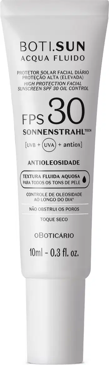 Bisnaga branca com letras pretas contendo 10ml de protetor solar facial FPS 30 Boti.Sun.