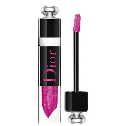 Imagem do produto Dior Addict Lacquer Plump 677 Disco Dior - Batom Líquido Cintilante 5,5 ml