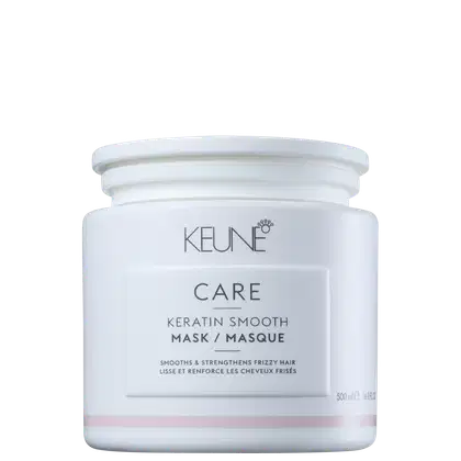 Frasco branco da linha Keune Care, contendo máscara para cabelos alisados e fortalecidos, com rótulo indicando "Keratin Smooth Mask/Masque" e informações sobre o produto.