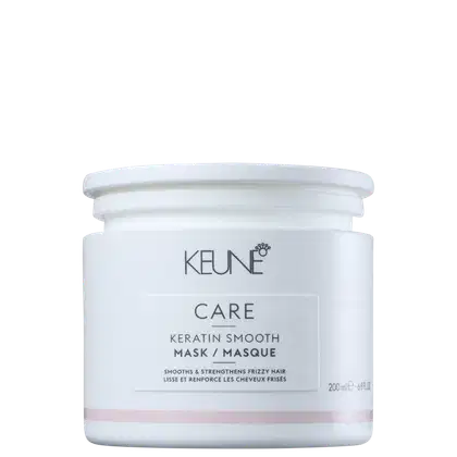 Embalagem branca com rótulo da marca Keune Care, contendo máscara de tratamento para cabelos alisados e fortalecidos, com textura suave e promessa de reduzir frizz.