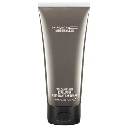 Imagem do produto M·A·C Mineralize Volcanic Ash - Esfoliante Facial 100ml