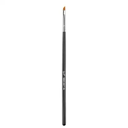 Imagem do produto Sigma Beauty E06 Winged Liner - Pincel Delineador