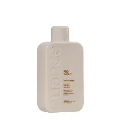 Condicionador da marca Nuance Professional, com o nome "Pró Impact" impresso no rótulo. A embalagem é um frasco plástico de cor bege clara, com capacidade de 450ml.
