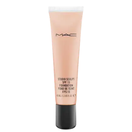 Imagem do produto M·A·C Studio Sculpt SPF 15 Foundation NW30 - Base Cremosa 40ml