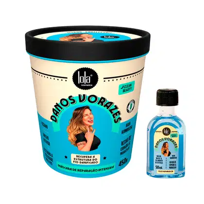 A imagem mostra produtos da linha danos vorazes de lola from rio. Há um pote redondo da máscara com as cores bege e azul e um frasco pequeno com as mesmas cores. No rótulo há informações e uma ilustração de uma mulher de longos cabelos loiros sorrindo.
