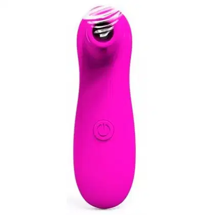 Vibrador rosa com design ergonômico e textura aveludada, com botão de controle de velocidade. Produto compacto e discreto, ideal para uso pessoal ou em casal.