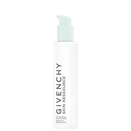 Frasco branco com bomba doseadora de cor clara, contendo produto de limpeza facial da marca Givenchy, com rótulo destacando "Eau Micellaire" e "Cleansing Micellar Water".