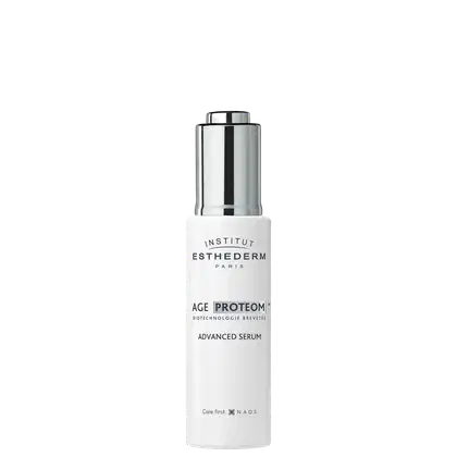 Frasco de sérum avançado da linha Age Proteom da Esthederm, com embalagem branca e detalhes em prata, contendo informações sobre a tecnologia patenteada utilizada no produto.