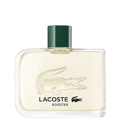 A imagem mostra um frasco de perfume retangular e transparente, com líquido incolor, da marca Lacoste. Na frente do frasco, está impresso o logotipo da Lacoste, um crocodilo, e o nome do perfume, Booster, abaixo da marca.