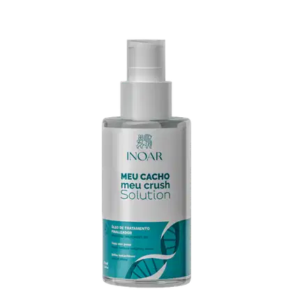 A imagem mostra o Óleo de Tratamento Finalizador Inoar Meu Cacho, Meu Crush Solution 100ml, em embalagem com dispensador spray. Predominam as cores branca e verde. Rótulo com o logotipo Inoar e texto Trata sem pesar  e Brilho Instantâneo.