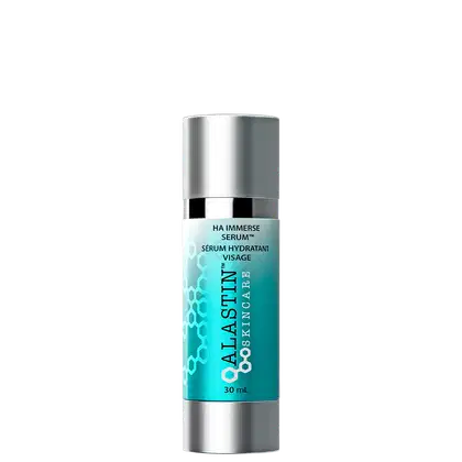 Serum hidratante facial da marca Alastin em um frasco cilíndrico de metal prateado. O rótulo frontal é azul claro com detalhes em branco, exibindo o nome do produto "HA Immerse Serum" e a descrição "Sérum Hydratant Visage".