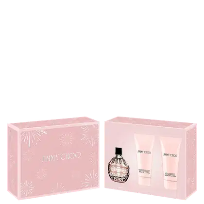 A imagem mostra a caixa do kit, toda rosa com detalhes e letras brancas, de frente. E, ao lado, a caixa de costas, com a foto do perfume, hidratante e sabonete líquido.