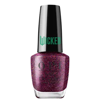 Produto de esmalte de unhas OPI da linha Wicked. Frasco de vidro transparente com tampa preta. O esmalte tem uma cor roxa/vinho brilhante. O rótulo exibe o logotipo OPI em letras pretas, com o nome "Wicked" em verde na tampa.