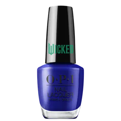 Produto de esmalte de unhas OPI da linha Wicked. Frasco de vidro transparente com tampa preta. O esmalte tem uma cor azul intenso. O rótulo exibe o logotipo OPI em letras pretas, com o nome "Wicked" em verde na tampa.