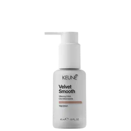 Frasco branco com bomba doseadora contendo o produto Velvet Smooth da Keune, um polimento alisador à base de extrato de tulipa, com 45 ml de volume.