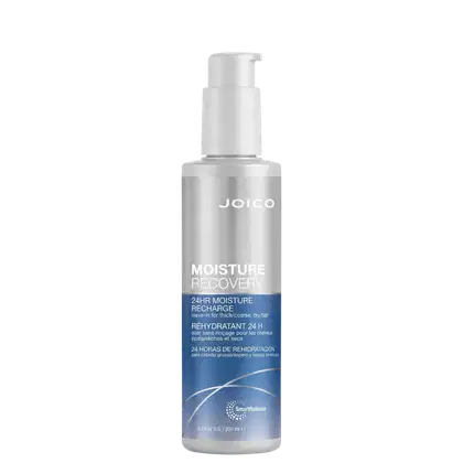 Frasco de plástico branco com bomba dosadora da linha Moisture Recovery da Joico. O rótulo destaca o nome do produto "Moisture Recovery" e a promessa de "24HR Moisture Recharge" para cabelos grossos e secos.