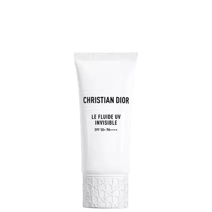 Tubo branco com rótulo preto exibindo o texto "CHRISTIAN DIOR LE FLUIDE UV INVISIBLE SPF 50+ PA+++". O produto parece ser um item de perfumaria com proteção solar.