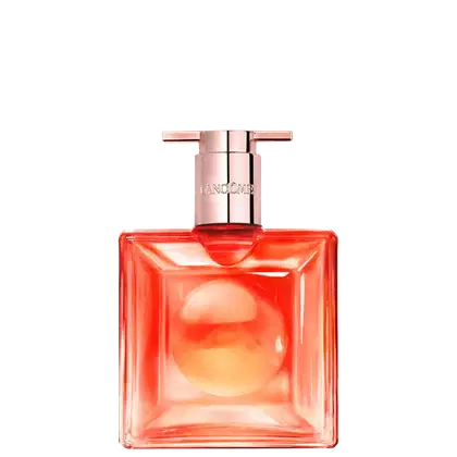 Frasco de perfume da marca Lancôme, com formato retangular e tampa rosada, em cor laranja vibrante.