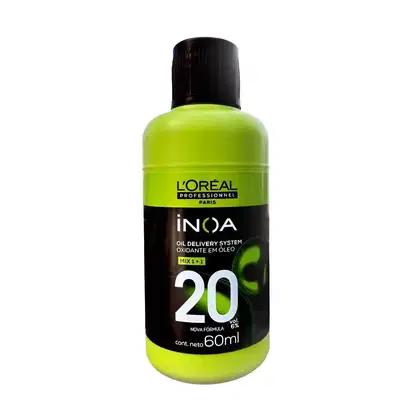 Frasco de 60ml da linha Inoa da L'Oréal Professionnel, com sistema de entrega de óleo e oxidante em óleo, com fórmula nova e 20 volumes de peróxido.