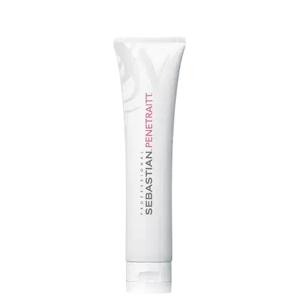 Tubo branco de produto de beleza da marca Sebastian Professional, com rótulo em vermelho e branco exibindo o nome "Sebastian Penetraitt".