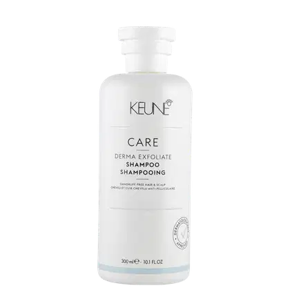 Frasco branco de shampoo Keune Care Derma Exfoliate, com rótulo em preto e branco indicando o nome do produto e sua função de remover caspa do couro cabeludo.