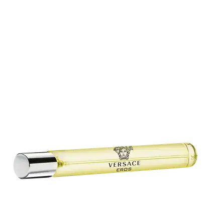 A imagem mostra um frasco portátil de perfume masculino da marca Versace. O frasco é cilíndrico, dourado e com tampa cromada. Tem o nome "Versace Eros" impresso em letras escuras no corpo do frasco.