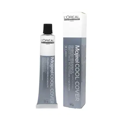Trata-se de um tubo de creme colorante da linha L'Oréal Professionnel, com embalagem branca e cinza. O rótulo apresenta o nome da marca e a descrição "Majirel Cool Cover", indicando ser um produto para coloração de cabelos.