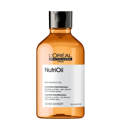 Frasco de item de perfumaria da marca L'Oreal Professionnel Paris, com rótulo "NutriOil" e "Rich Coconut Oil". O frasco é de vidro âmbar com tampa preta. O texto no rótulo indica que se trata de um xampu profissional para cabelos secos.