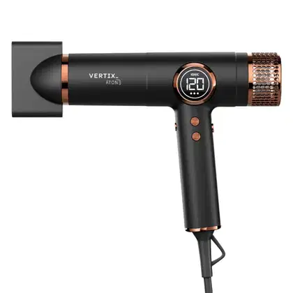 Secador de cabelo Vertix Aton, com design preto e detalhes em cobre, exibindo um display digital e controles para ajuste da temperatura e velocidade do ar.