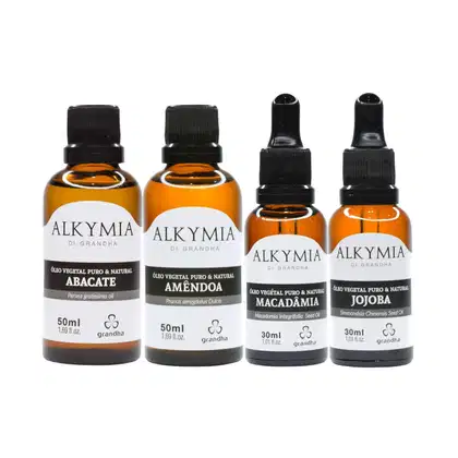 Kit com óleos essenciais Grandha Alkymia.