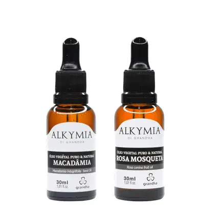 Kit com óleos essenciais Grandha Alkymia.