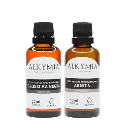 Kit com óleos essenciais Grandha Alkymia.